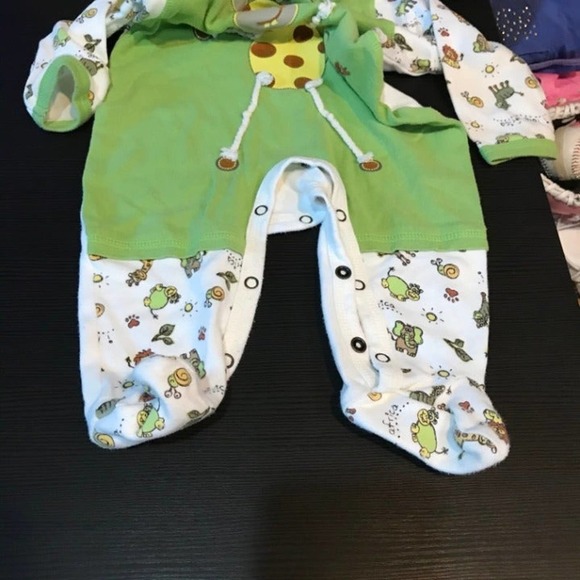 Baby International Clothes Bundle - Picture 7 of 8